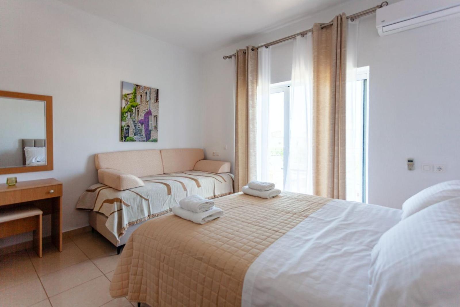 Zacharias Apartments Хімара Екстер'єр фото
